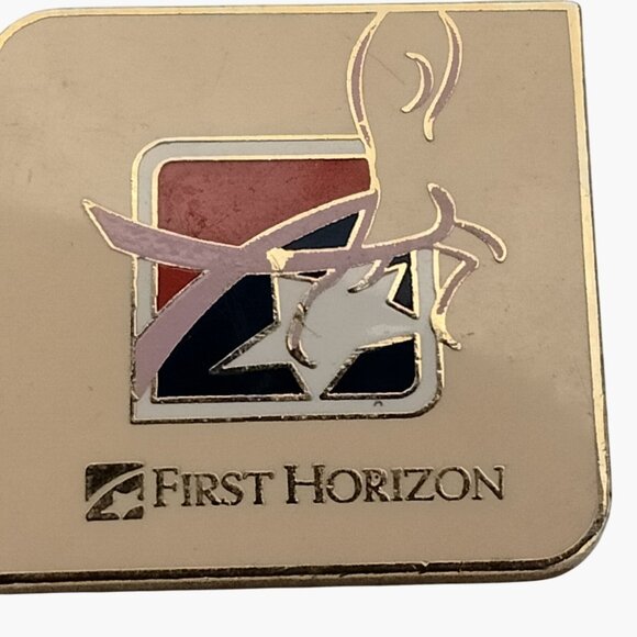 First Horizon Race for the Cure Pin Breast Cancer Survivor Pink Ribbon Komen - Picture 1 of 3